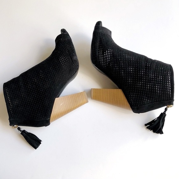 Qupid Peep Toe Cut Out Ankle Booties - Picture 5 of 10